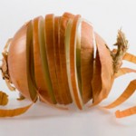 eplucher-les-oignons-sans-pleurer-3357247mqvyw-10287762pepho_2084